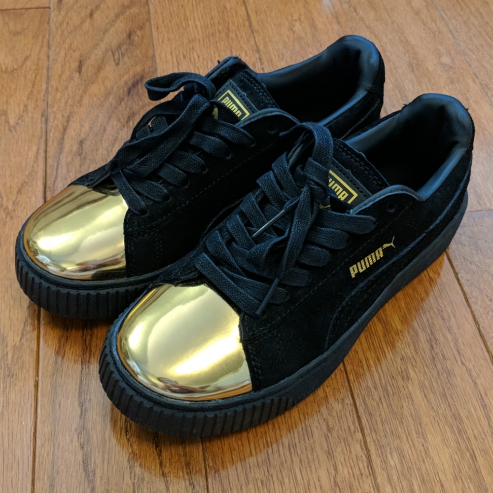 NWOT Puma Fenty Platform Sneakers